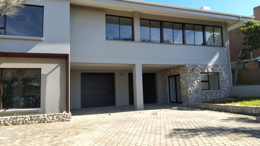 4 Bedroom Property for Sale in Stilbaai Wes Western Cape